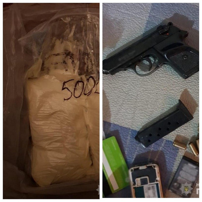 Мужчина хранил в арендованной квартире оружие и наркотики Мужчина хранил в арендованной квартире оружие и наркотики