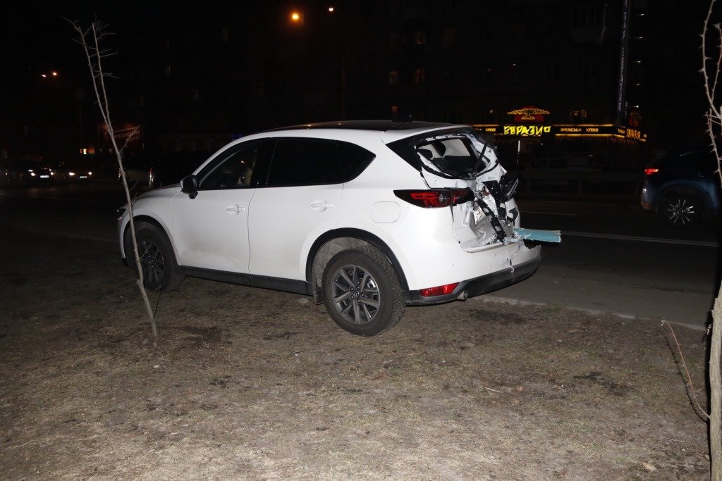 18 февраля в Киеве на проспекте Победы, перед Шулявским мостом, произошло ДТП 18 февраля в Киеве на проспекте Победы, перед Шулявским мостом, произошло ДТП