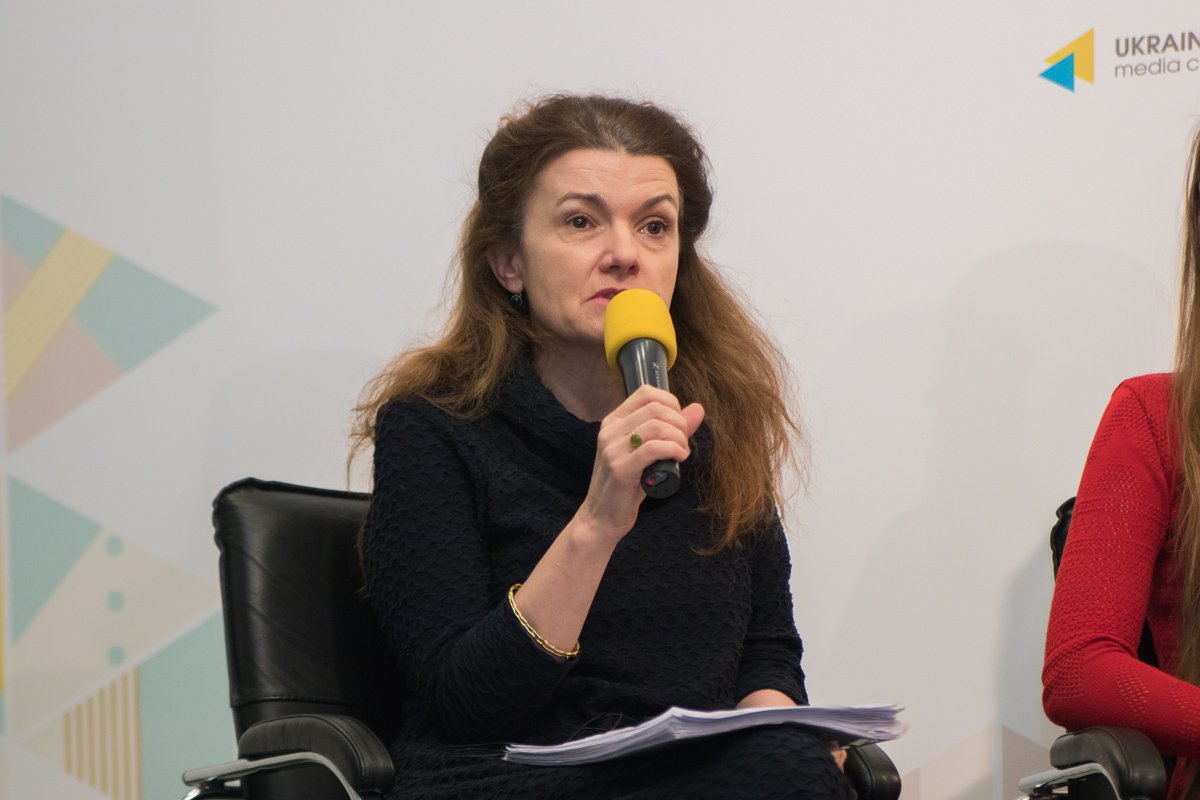 По словам Главы мониторинговой миссии ООН в Украине Фионы Фрейзер, семьи всех жертв имеют право на правду По словам Главы мониторинговой миссии ООН в Украине Фионы Фрейзер, семьи всех жертв имеют право на правду