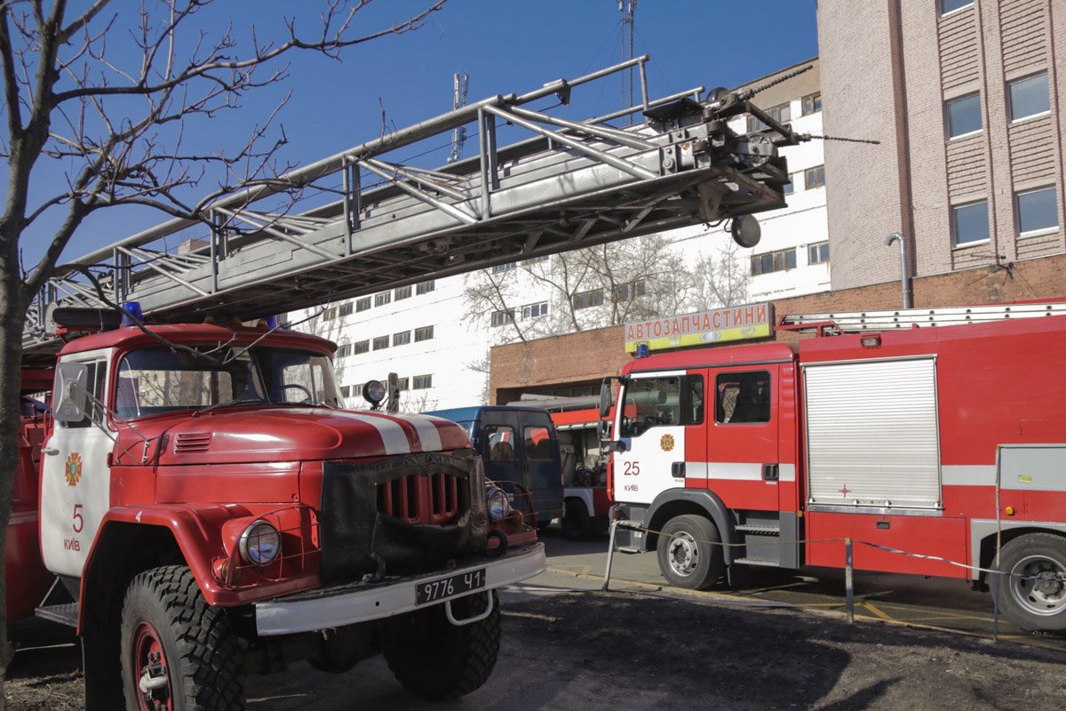 19 февраля в Киеве по адресу улица Северная, 5 произошел пожар 19 февраля в Киеве по адресу улица Северная, 5 произошел пожар