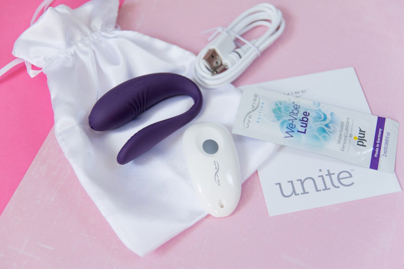 Также вы можете приобрести вибратор для двоих - он значительно разнообразит вашу сексуальную жизнь Также вы можете приобрести вибратор для двоих - он значительно разнообразит вашу сексуальную жизнь