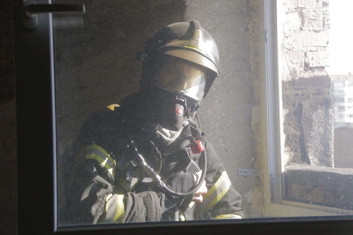 Андрей Гегеха тоже выезжает на пожары Андрей Гегеха тоже выезжает на пожары