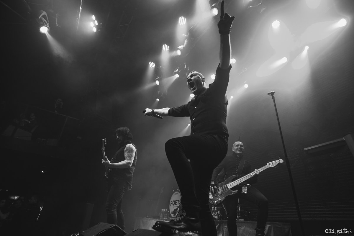 Немножко нежности и пост-гранжа Немножко нежности и пост-гранжа