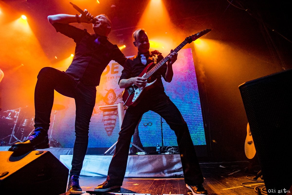 Эти искренние улыбки - просто бесценны Эти искренние улыбки - просто бесценны