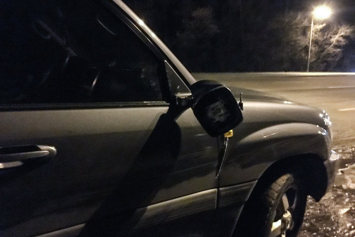 Land Cruiser сбил мужчину недалеко от поворота на село Зазимье