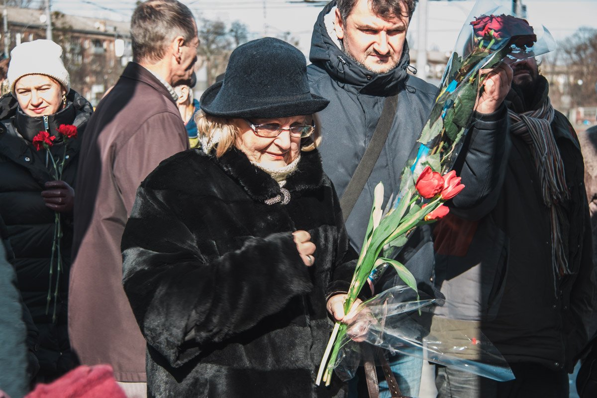 Пришли самые разные люди - как школьники, так и пенсионеры Пришли самые разные люди - как школьники, так и пенсионеры