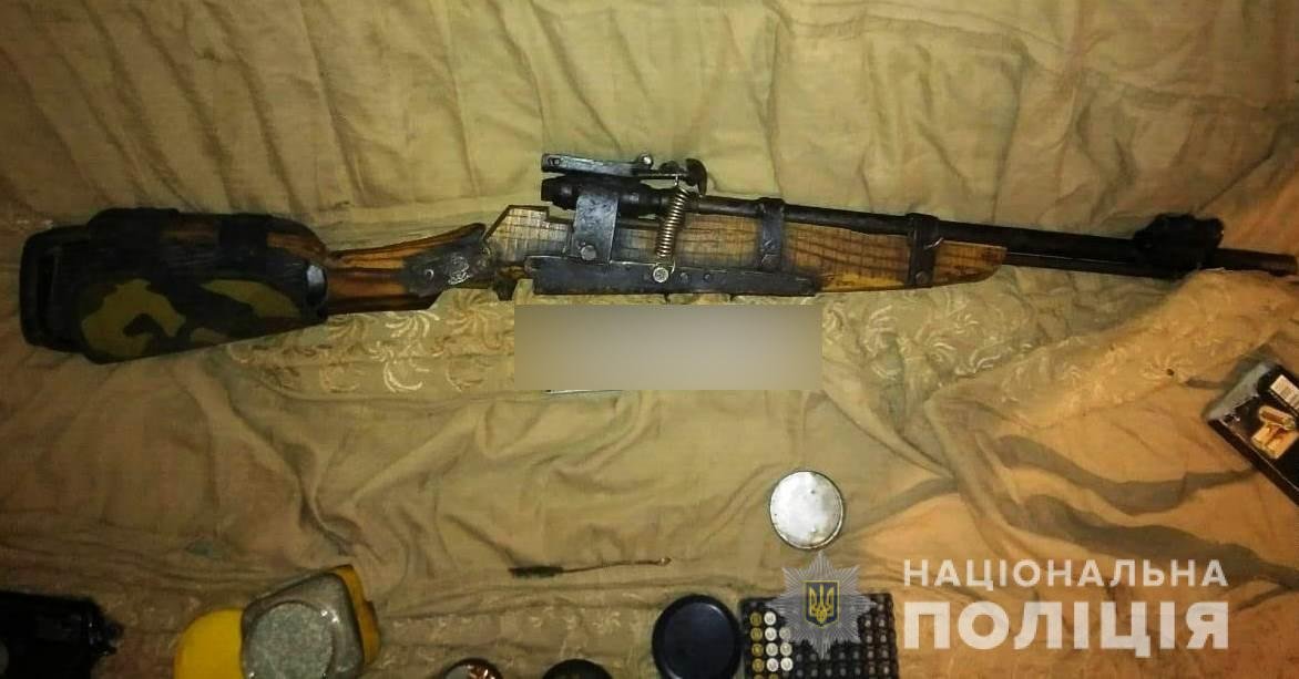 Винтовка, которую изъяли у горе-защитника Винтовка, которую изъяли у горе-защитника