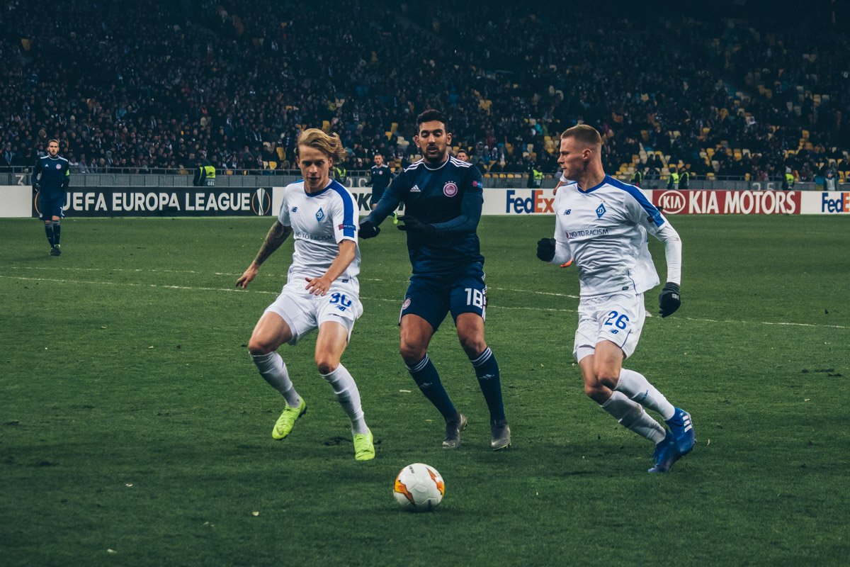 Пара центральных защитников "Динамо" Бурда - Шабанов слаженно действовали на протяжении всего матча