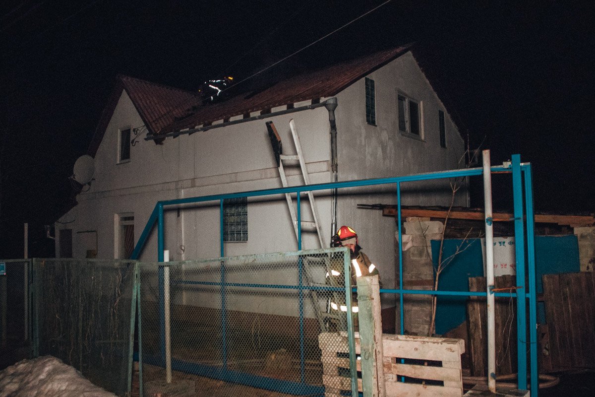 21 февраля на Нивках произошел пожар 21 февраля на Нивках произошел пожар