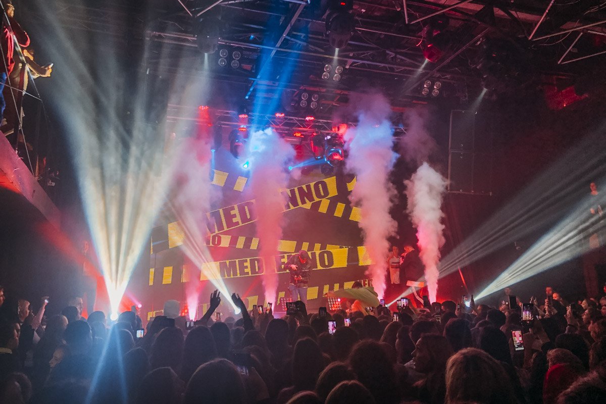 Миллионы историй в Instagram и восторженные возгласы - именно так вкратце можно описать концерт Андрея Бойко Миллионы историй в Instagram и восторженные возгласы - именно так вкратце можно описать концерт Андрея Бойко