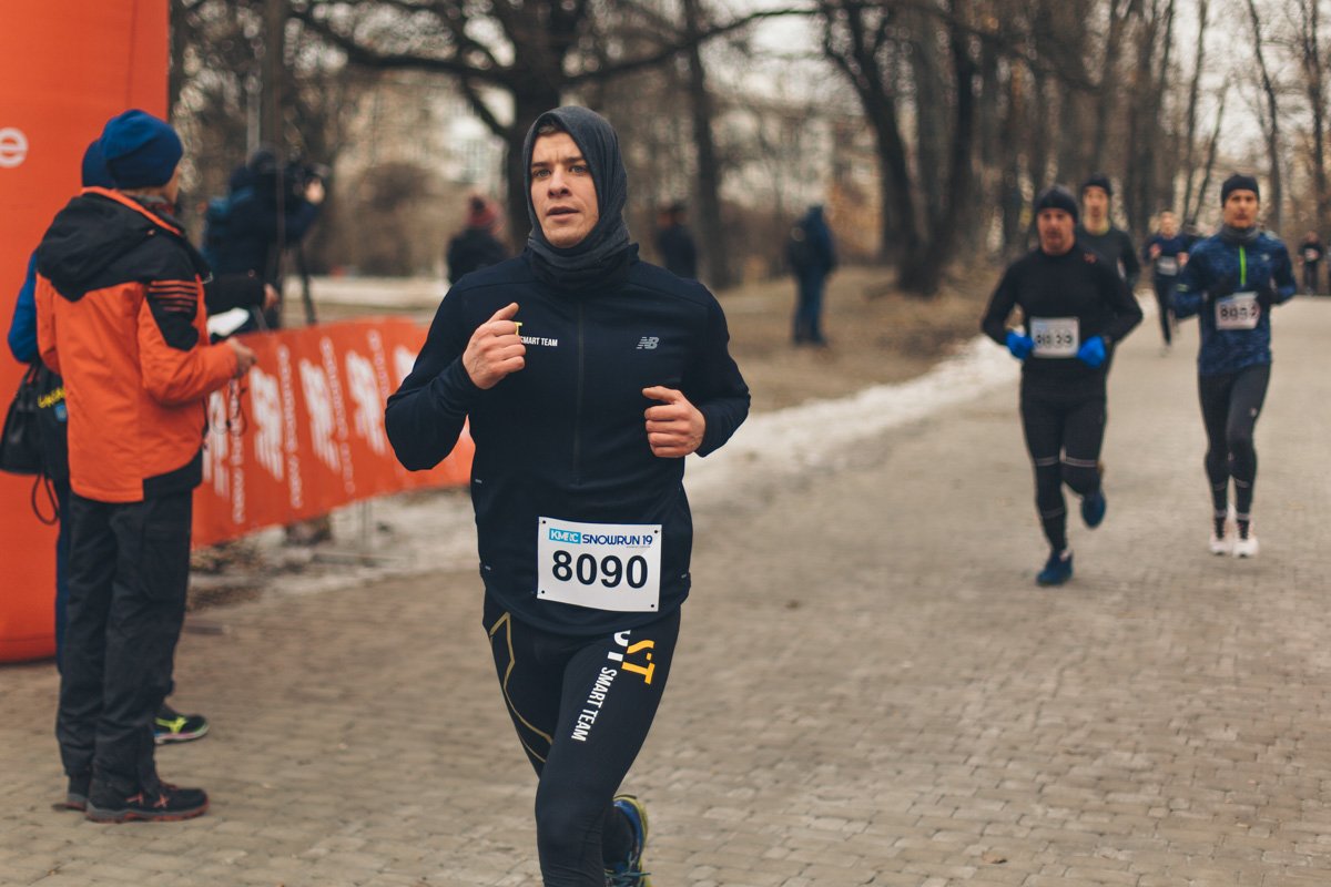 Убегает от серых будней Убегает от серых будней