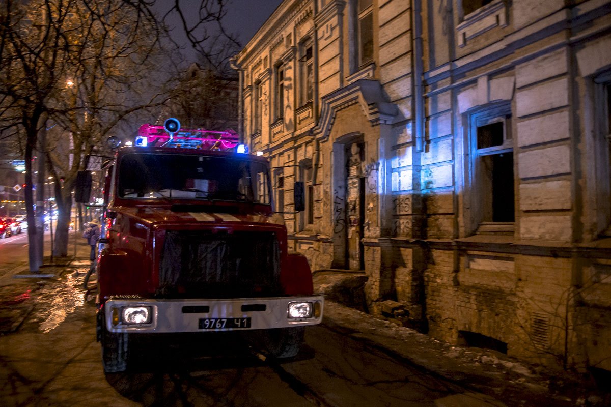 По состоянию на 19:00 огонь удалось ликвидировать