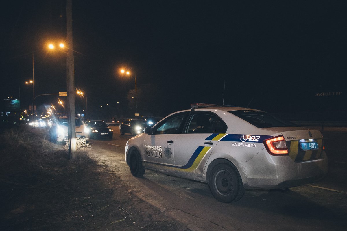 Потерпевший сообщил, что на него напала неизвестная женщина