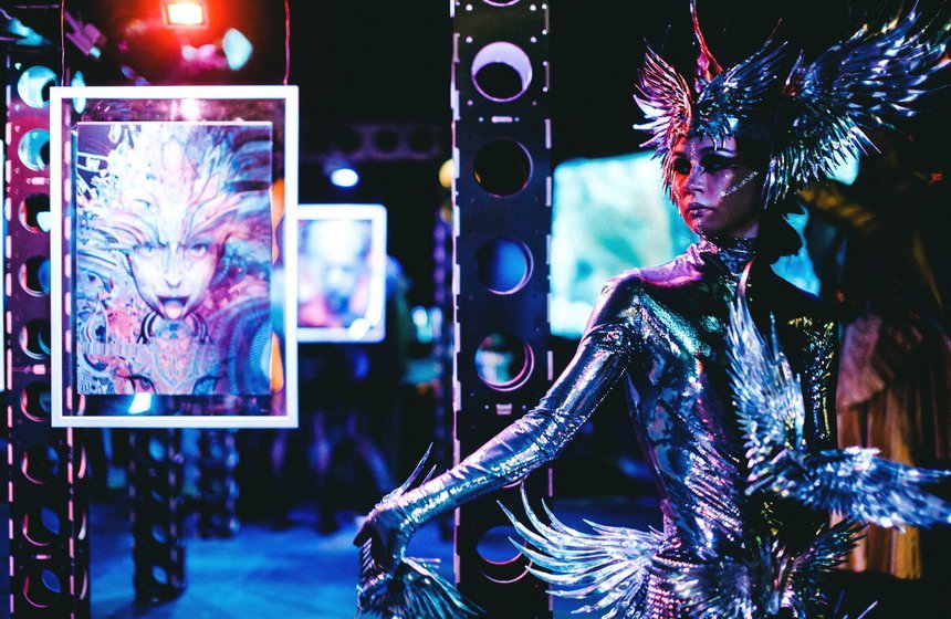 Фантастические шоу на сферических экранах в формате 360