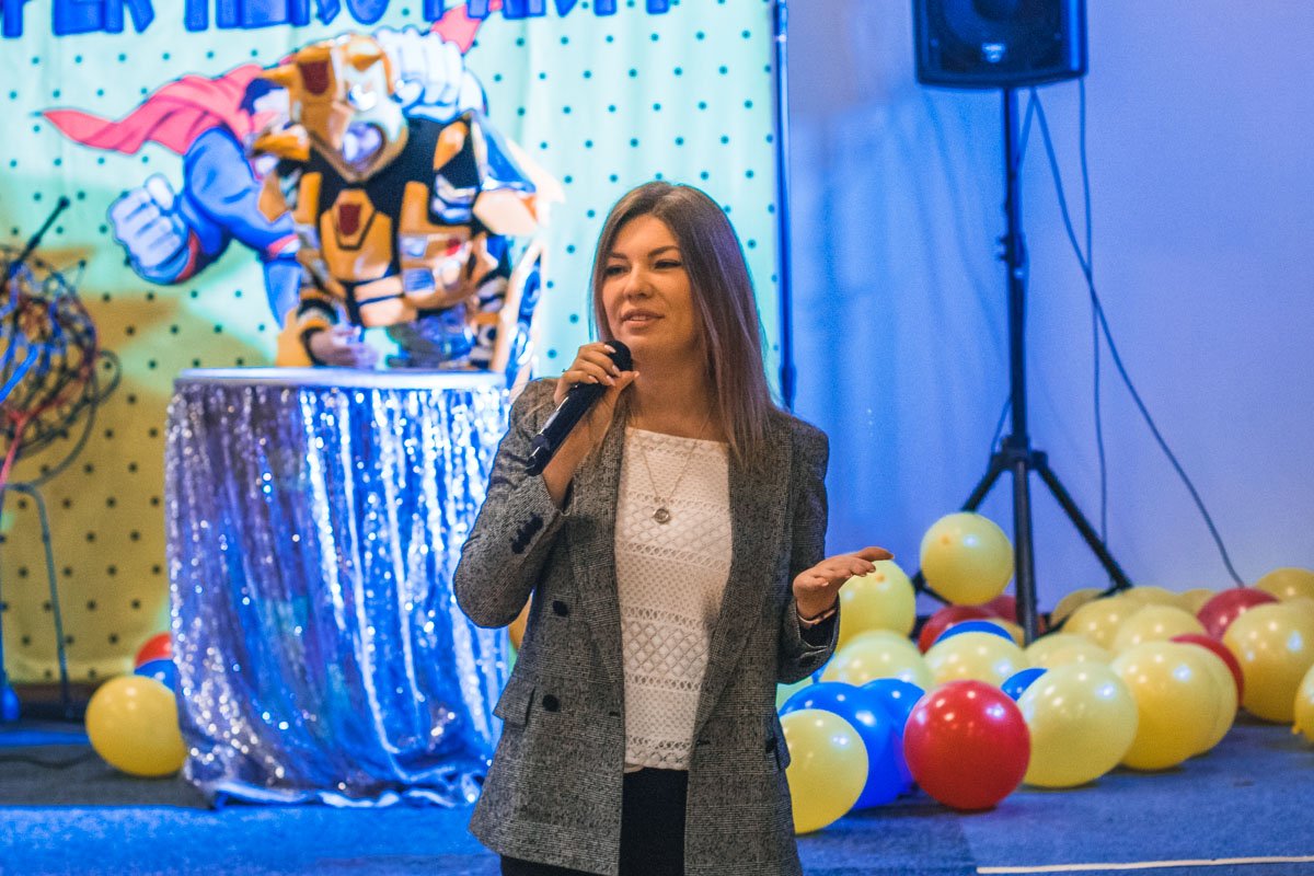 Наталья Маслова, депутат Киевского горсовета и глава организации "Женское крыло", рассказала, как собирали деньги на обустройство комнаты