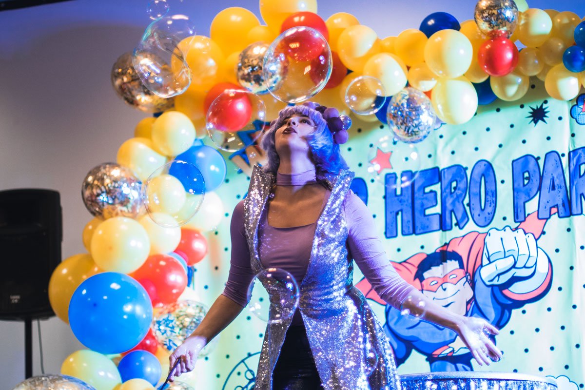 Психологический возраст большинства из них - максимум 12 лет