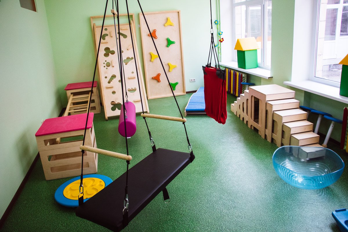 В реабилитационной комнате все тренажеры экологически чистые