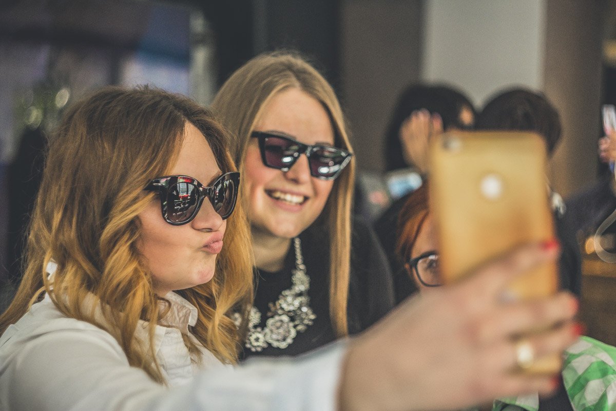 Как не сделать селфи на память? Как не сделать селфи на память?