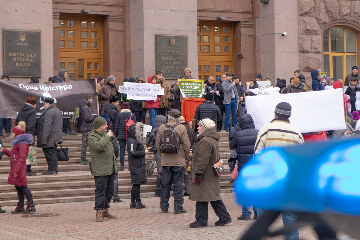 По словам активистов, из-за коррупционных схем представителей власти наиболее страдает экология