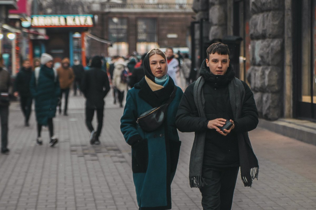 Хорошо тем, кого в любой момент может согреть вторая половинка