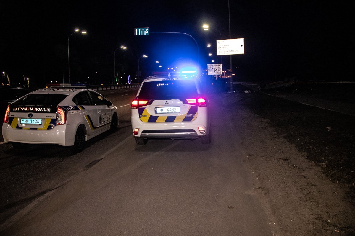 На Набережном шоссе произошла серьезная авария с участием автомобиля Ford Scorpio На Набережном шоссе произошла серьезная авария с участием автомобиля Ford Scorpio