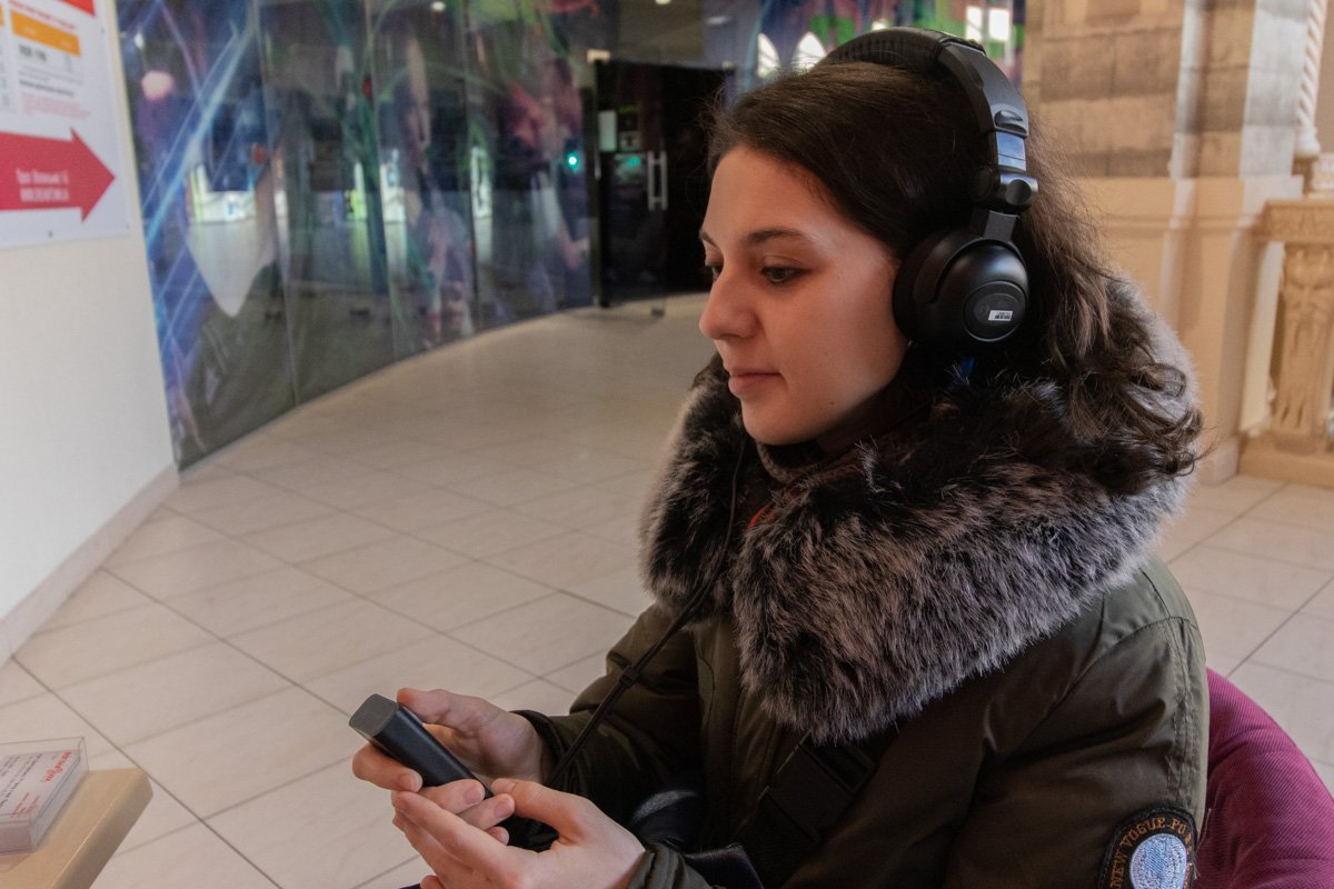 Каждый желающий мог проверить свой слух Каждый желающий мог проверить свой слух