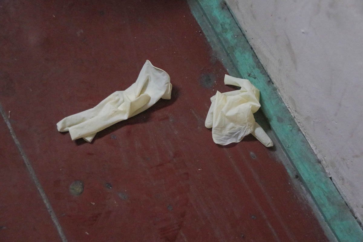 Предварительно, мужчина свел счеты с жизнью еще ночью, но обнаружили его только к утру