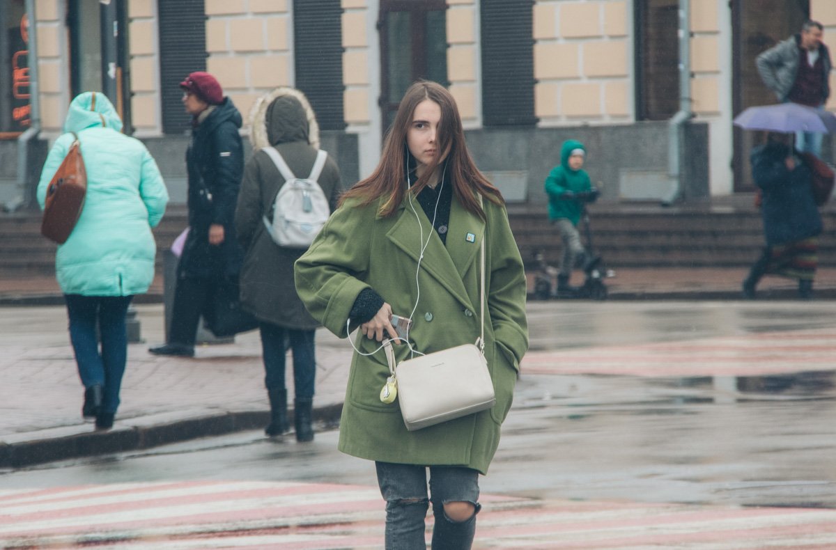 Музыка поднимает настроение в любое время года, главное подобрать правильный плейлист Музыка поднимает настроение в любое время года, главное подобрать правильный плейлист