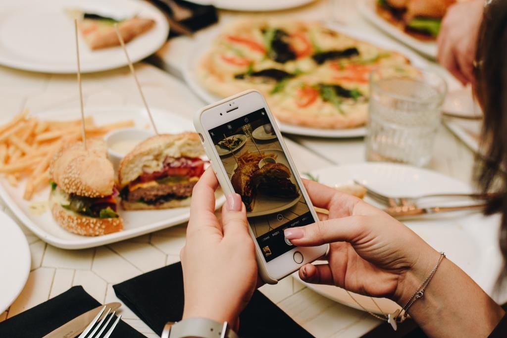 Мало того, еда выглядит очень эстетично, что точно впишется в ваш профиль в Instagram