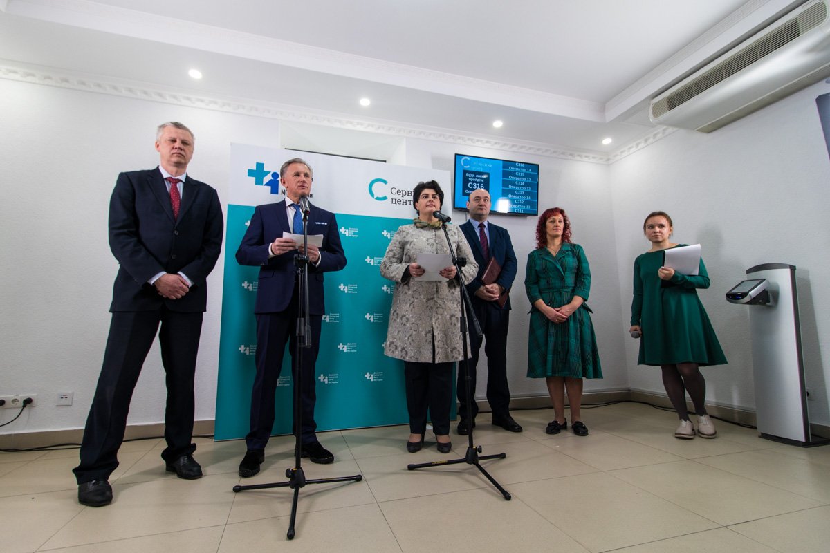 Учреждение открывали заместитель министра здравоохранения Роман Илык и директор Государственного экспертного центра Татьяна Думенко Учреждение открывали заместитель министра здравоохранения Роман Илык и директор Государственного экспертного центра Татьяна Думенко