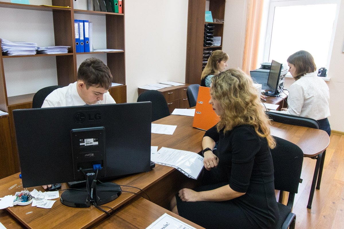 В центре принимают документы на регистрацию, а также перерегистрацию медикаментов и проведение клинических исследований В центре принимают документы на регистрацию, а также перерегистрацию медикаментов и проведение клинических исследований