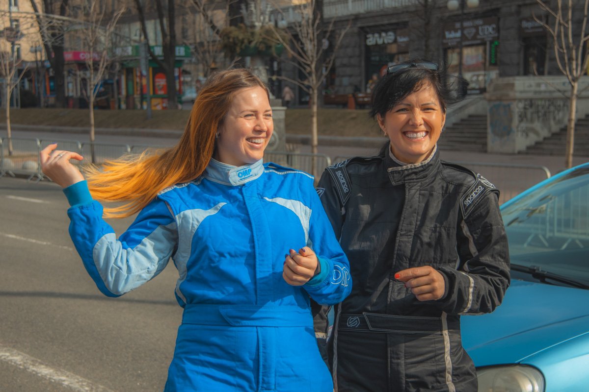 Большинство бесстрашных гонщиц принимают участие уже далеко не первый год