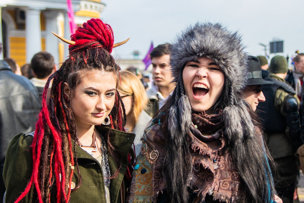 Яркие участницы акции