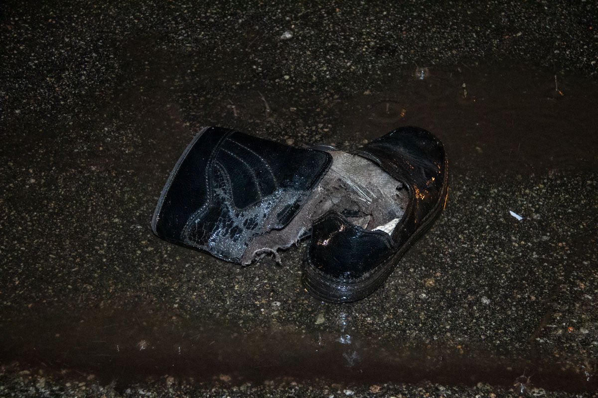 До приезда медиков пострадавшему оказывали первую помощь прохожие