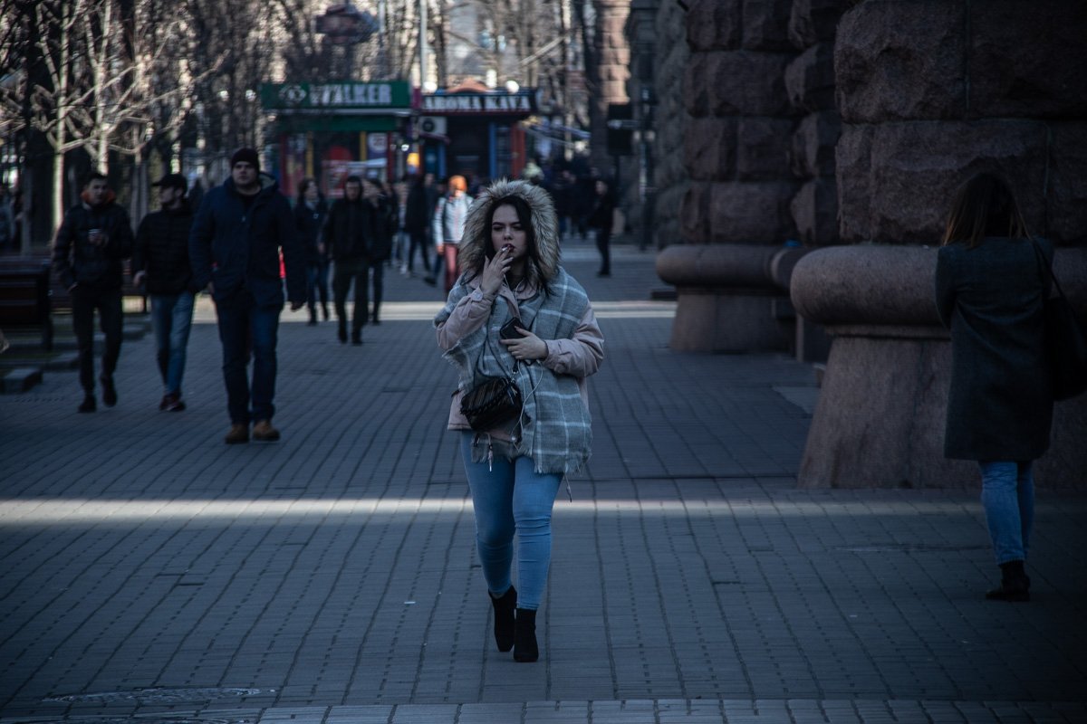 В такие моменты хочется просто идти и задумчиво курить сигарету. Думать - а все ли прошло так, как должно было? В такие моменты хочется просто идти и задумчиво курить сигарету. Думать - а все ли прошло так, как должно было?