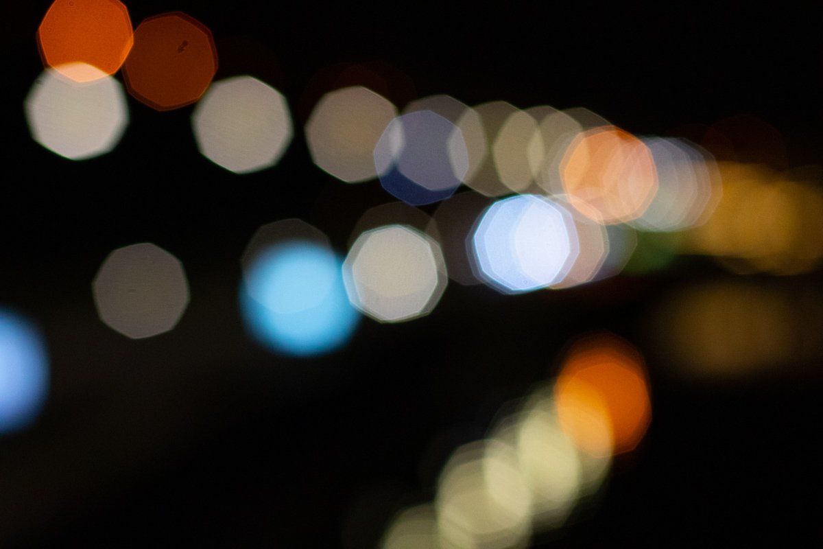 Расфокус ночных фонарей Расфокус ночных фонарей