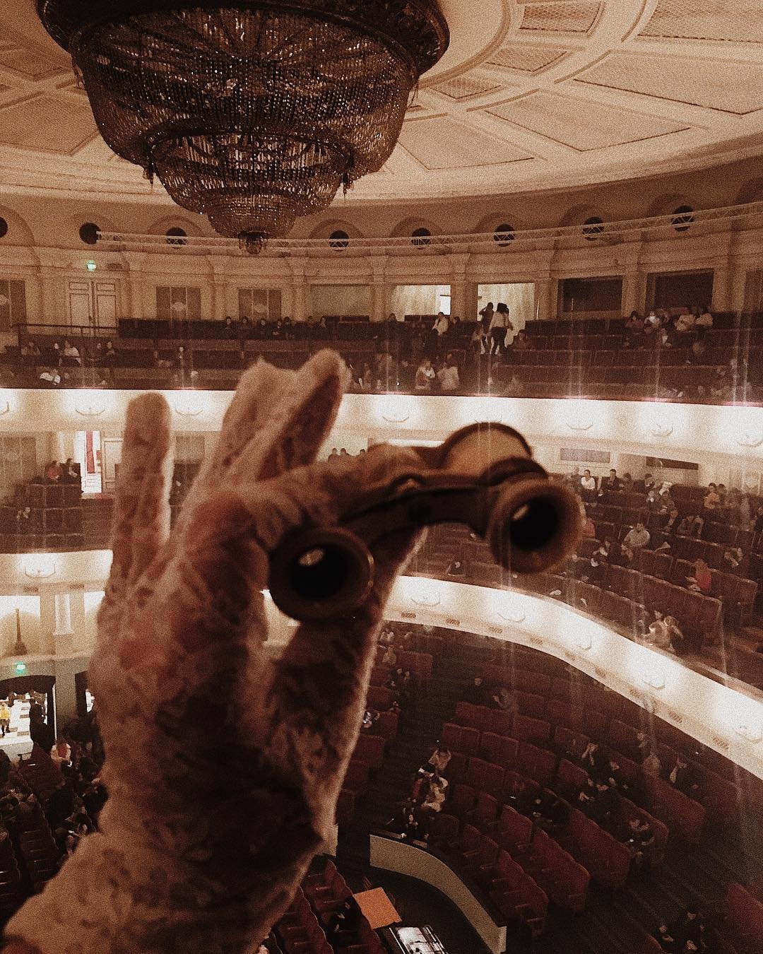 Весь мир – театр, а люди в нем актеры. Фото: @for_silentium Весь мир – театр, а люди в нем актеры. Фото: @for_silentium