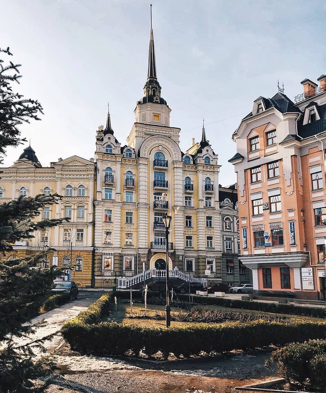 Архитектура — тоже летопись мира: она говорит тогда, когда уже молчат и песни, и предания. Фото: @volodka_dubnitskiy Архитектура — тоже летопись мира: она говорит тогда, когда уже молчат и песни, и предания. Фото: @volodka_dubnitskiy