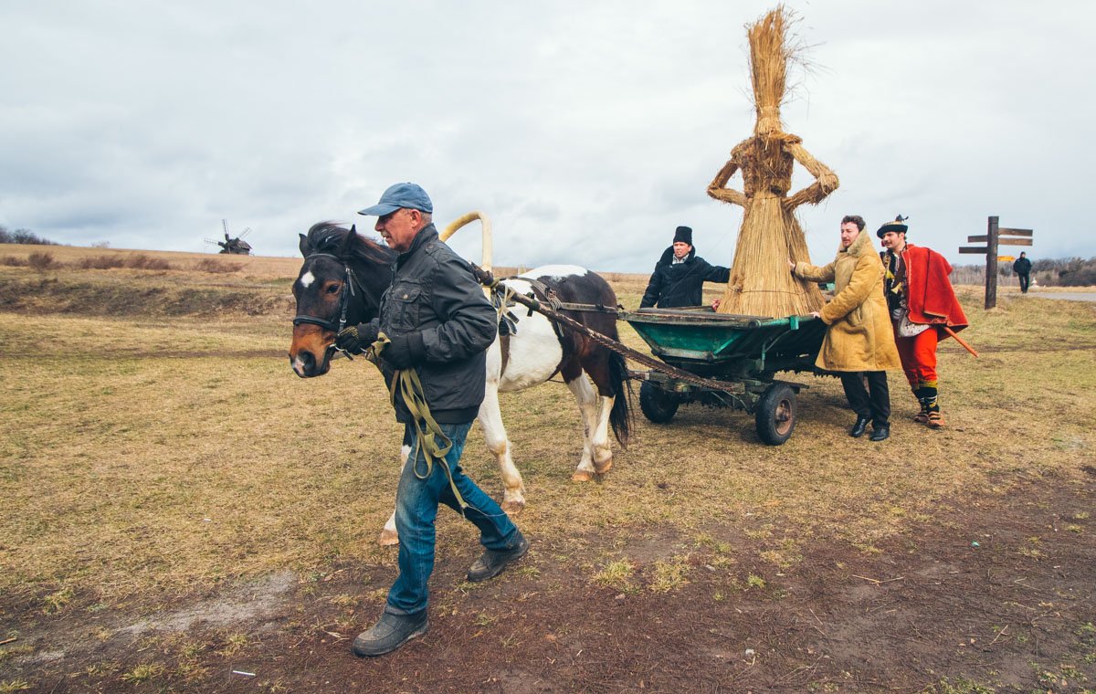 10 марта Информатор побывал сразу на трех локациях, где проходили масленичные гулянья 10 марта Информатор побывал сразу на трех локациях, где проходили масленичные гулянья