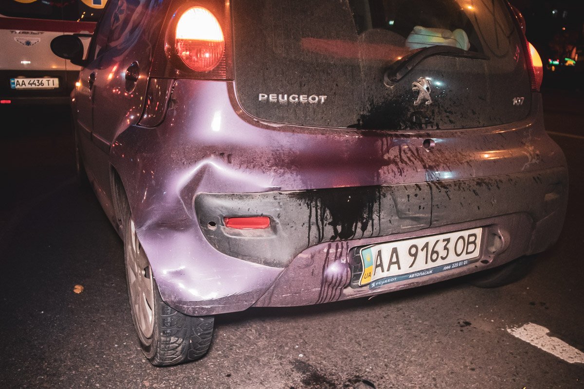 На проспекте Победы произошло ДТП с участием трех автомобилей