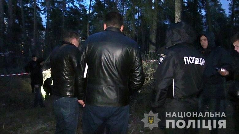 В Киеве в парке Партизанской славы нашли труп новорожденного ребенка: полиция разыскивает горе-мать 2