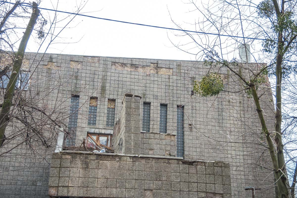 Здание построили в 1968 году Здание построили в 1968 году