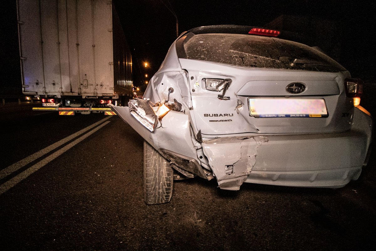 Между собой столкнулись Subaru и Honda 