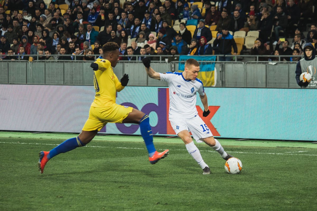 К сожалению, ответить им тем же, наши футболисты не смогли