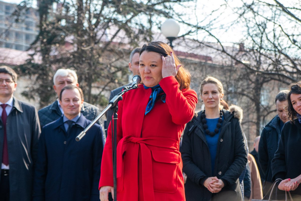 Президент фонда Свободной России (США) Наталия Арно (Будаева) также активно поддерживает взгляды убитого оппозиционера