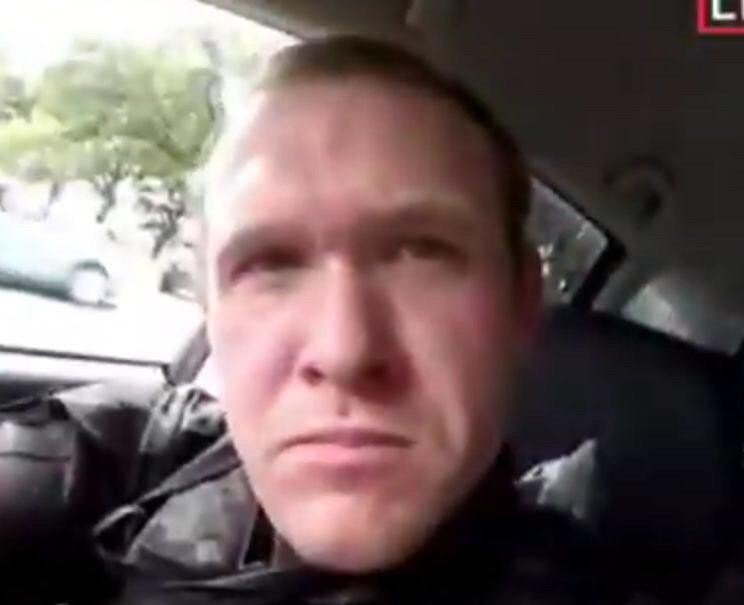 Брентон Таррант, 28-летний стрелок, который снимал все происходящее на камеру Брентон Таррант, 28-летний стрелок, который снимал все происходящее на камеру