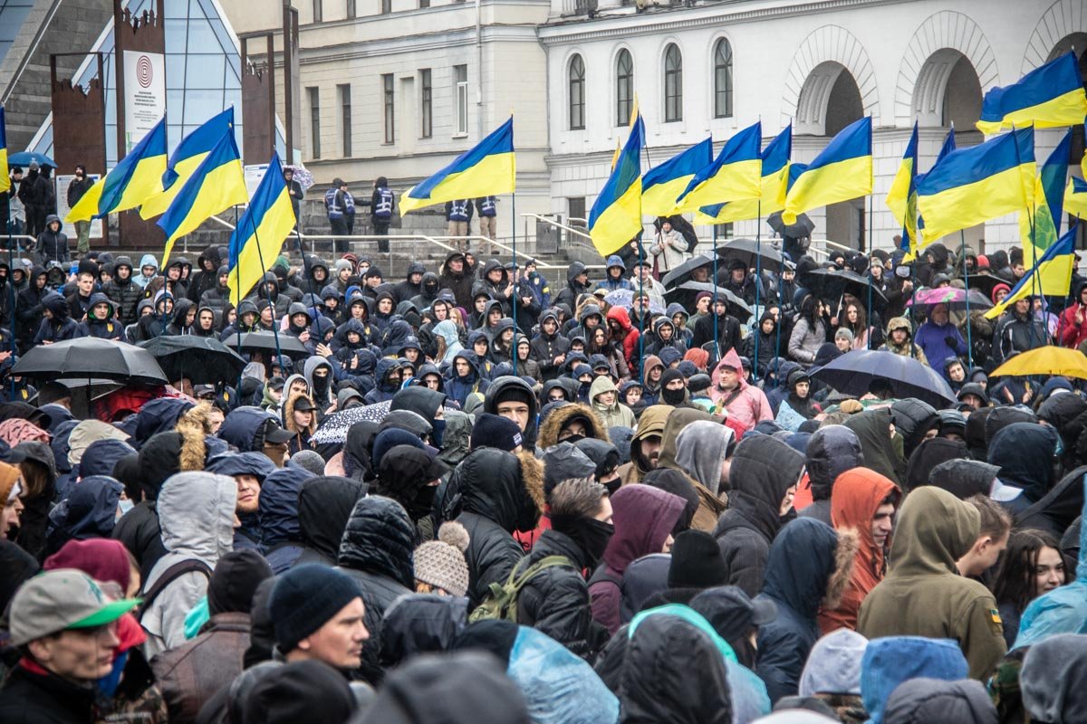 По подсчетам правоохранителей на него собрались 5000 человек