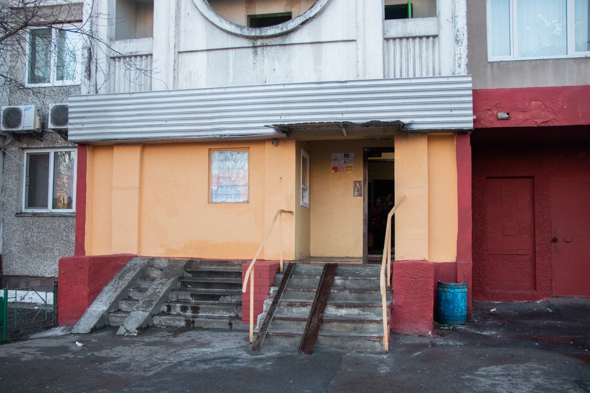 На месте работали две бригады спасателей ГСЧС и экипаж патрульной полиции