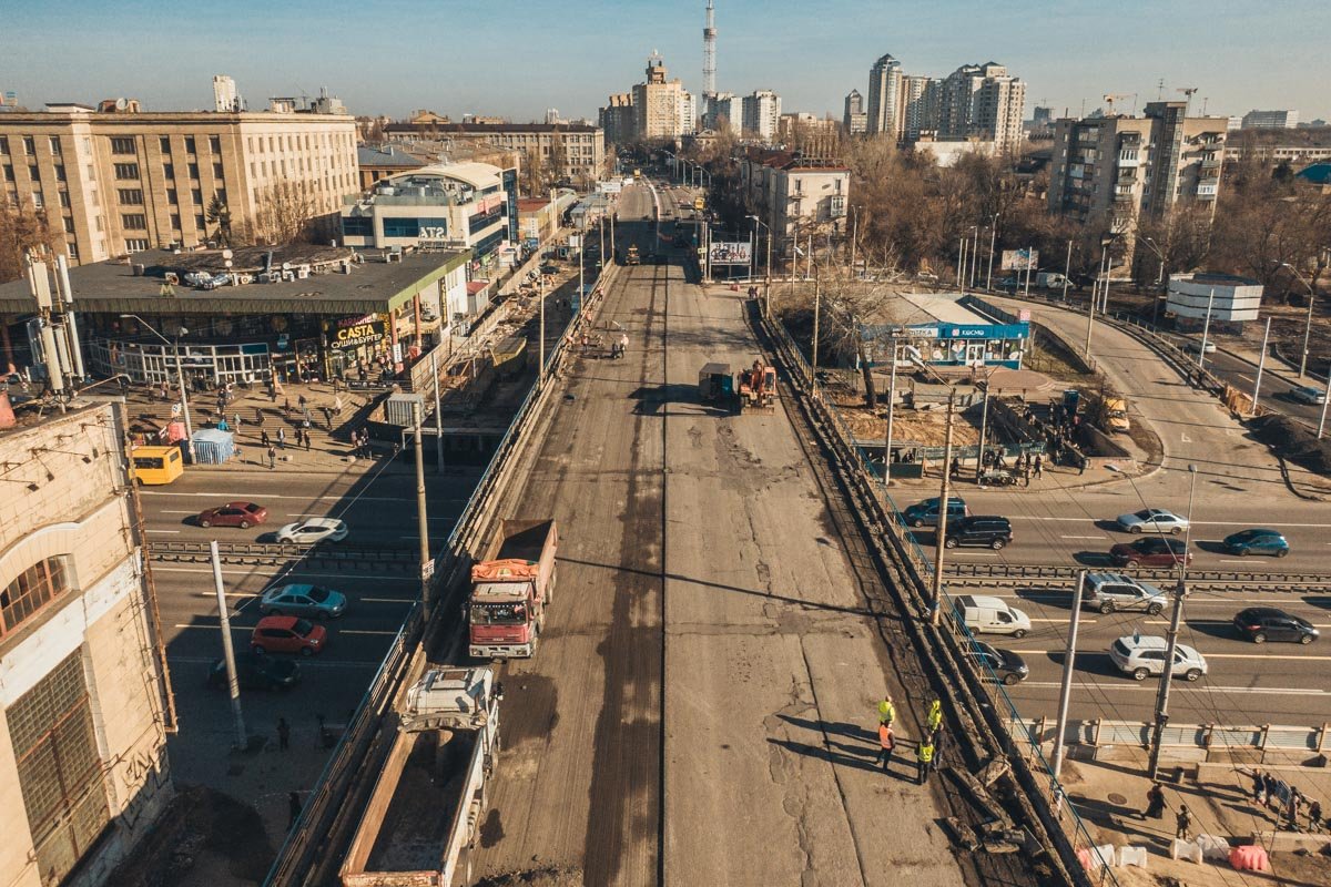 Надеемся, что в скором времени мост вернется новым, широким и красивым