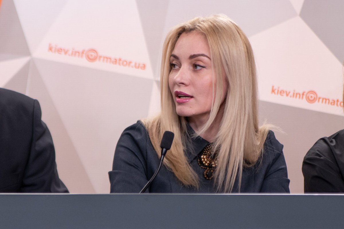 дизайнер, Миссис Украина Земля 2017, победительница международного конкурса Mrs Queen VOAA UNIVERSE 2017 Ирина Рыбачук